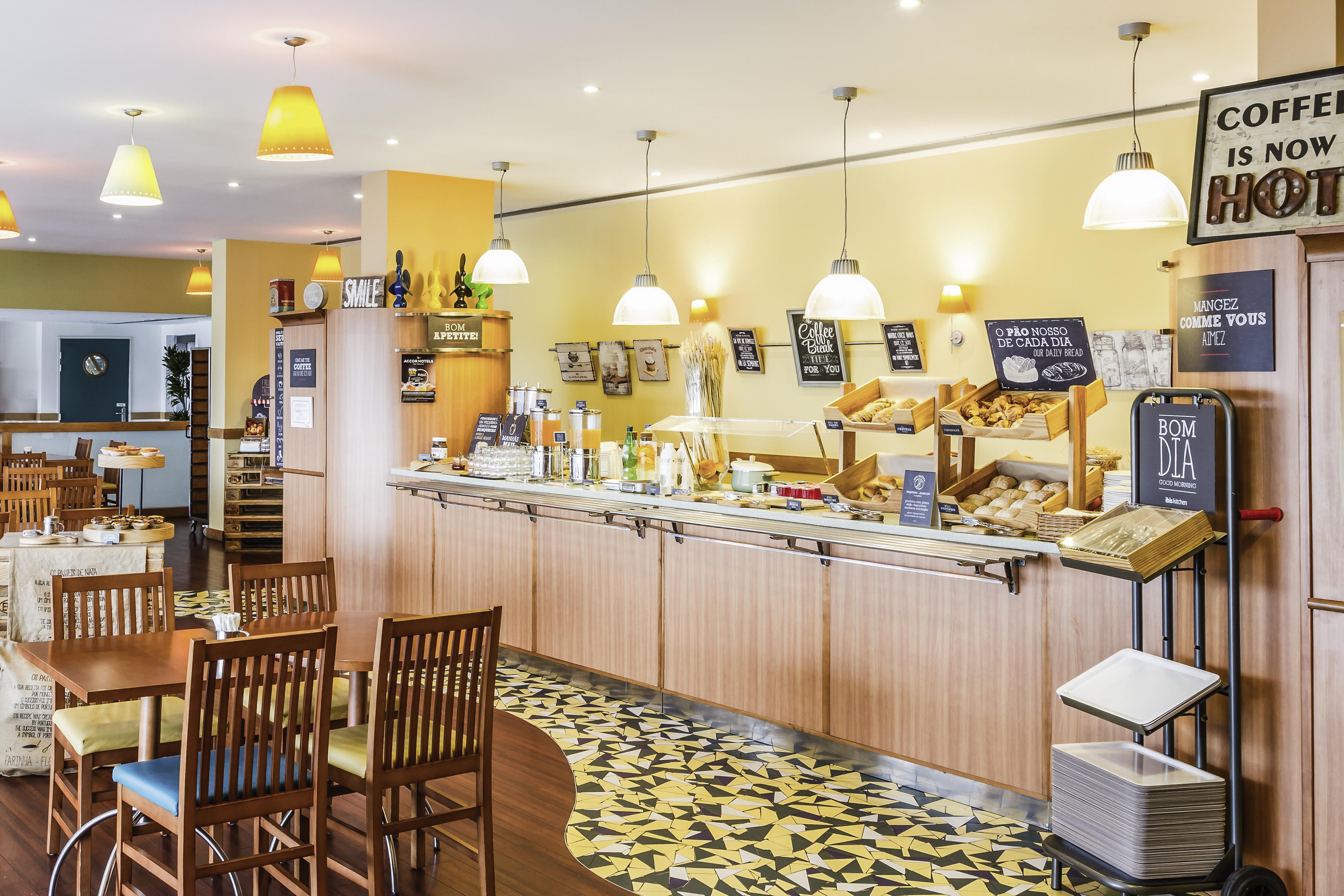 Ibis Sao Joao