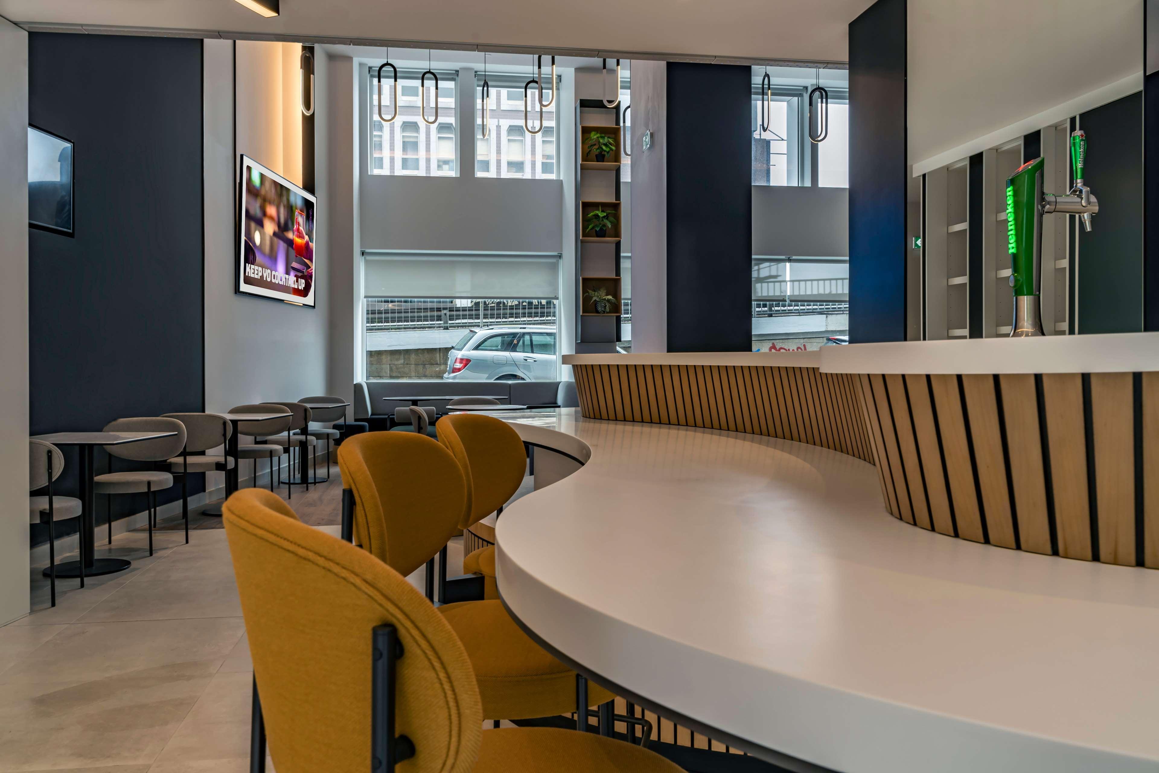 Hotel Yotel 4*