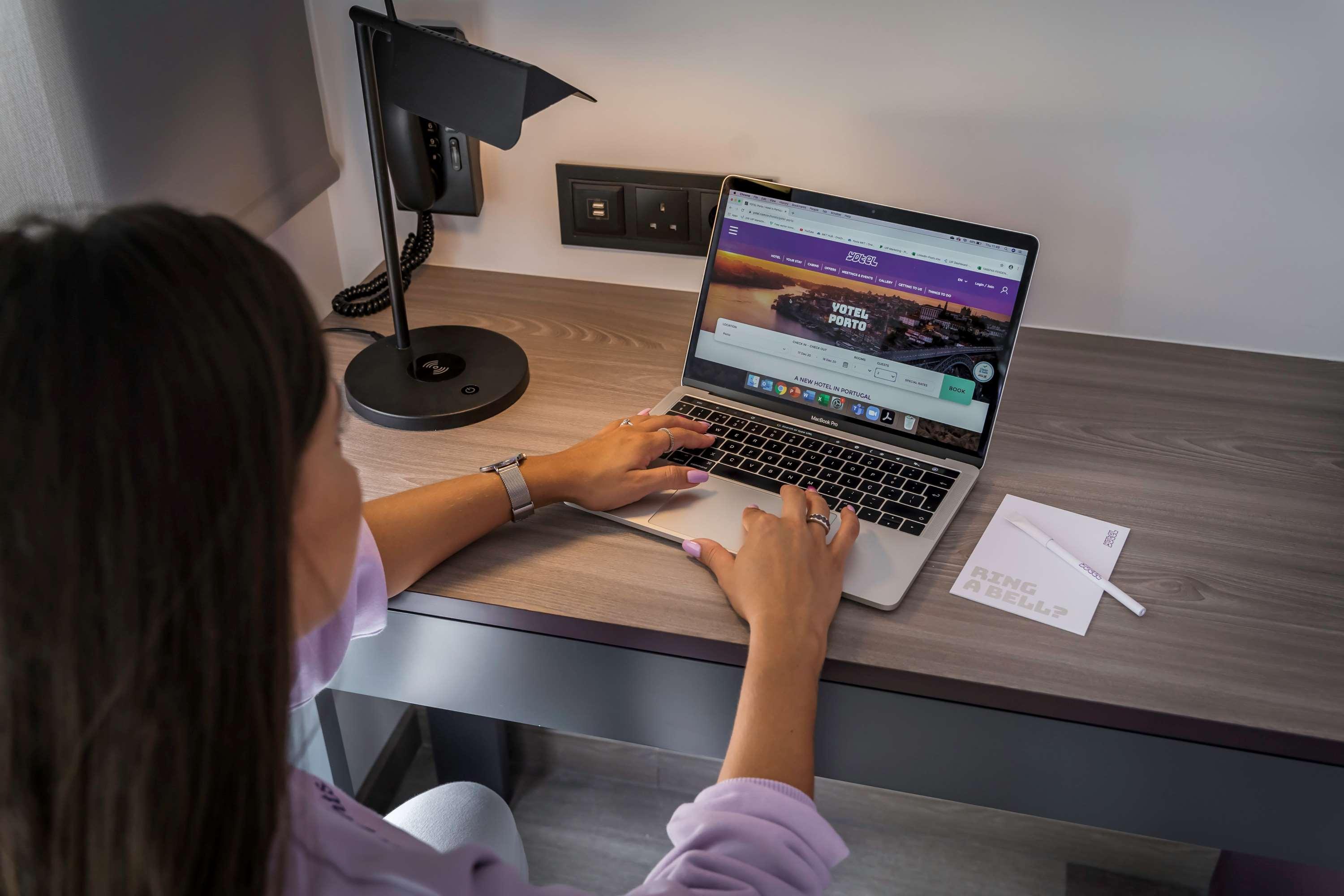 Hotel Yotel 4*