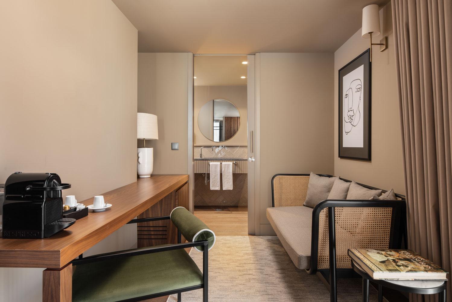 Hotel Exe Essenzia Porto