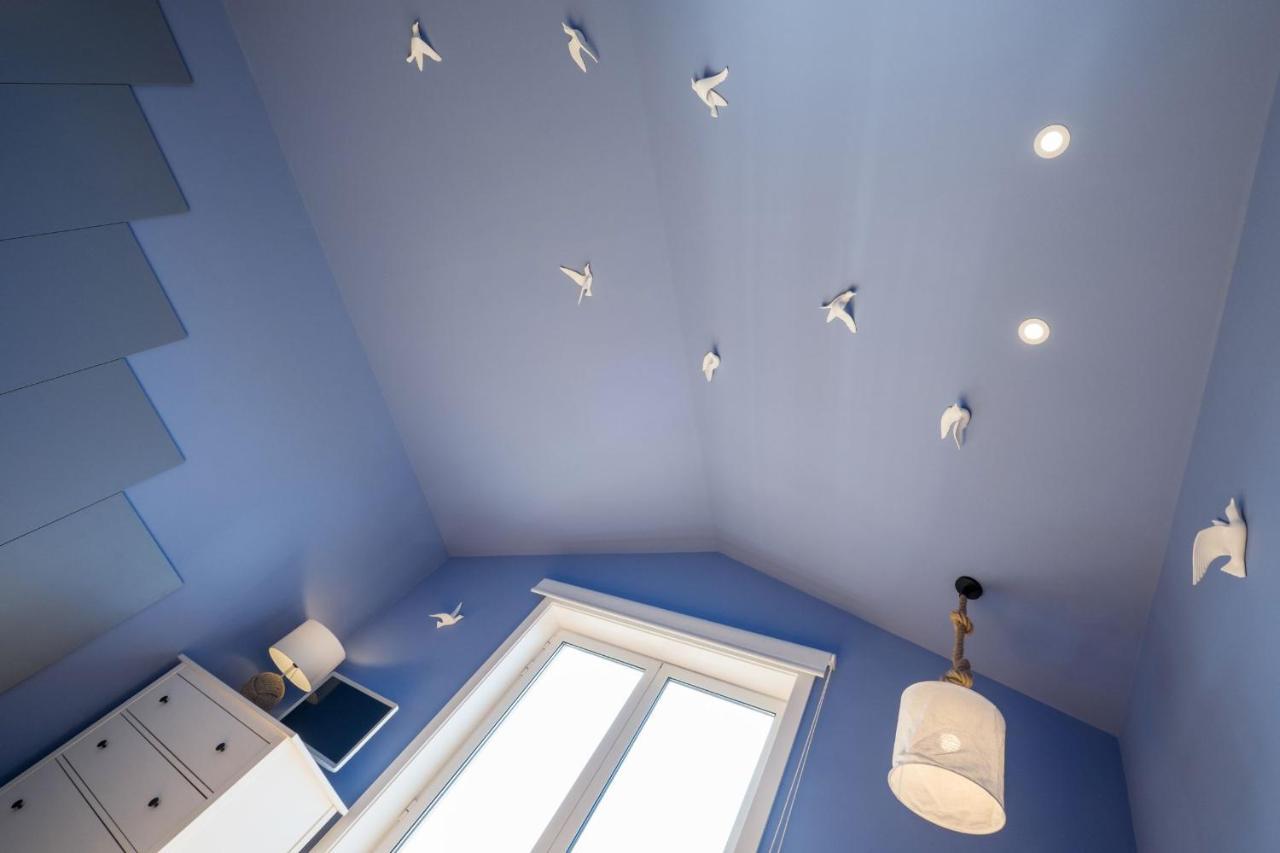Seagull Attic W/ Stunning View & Balcony