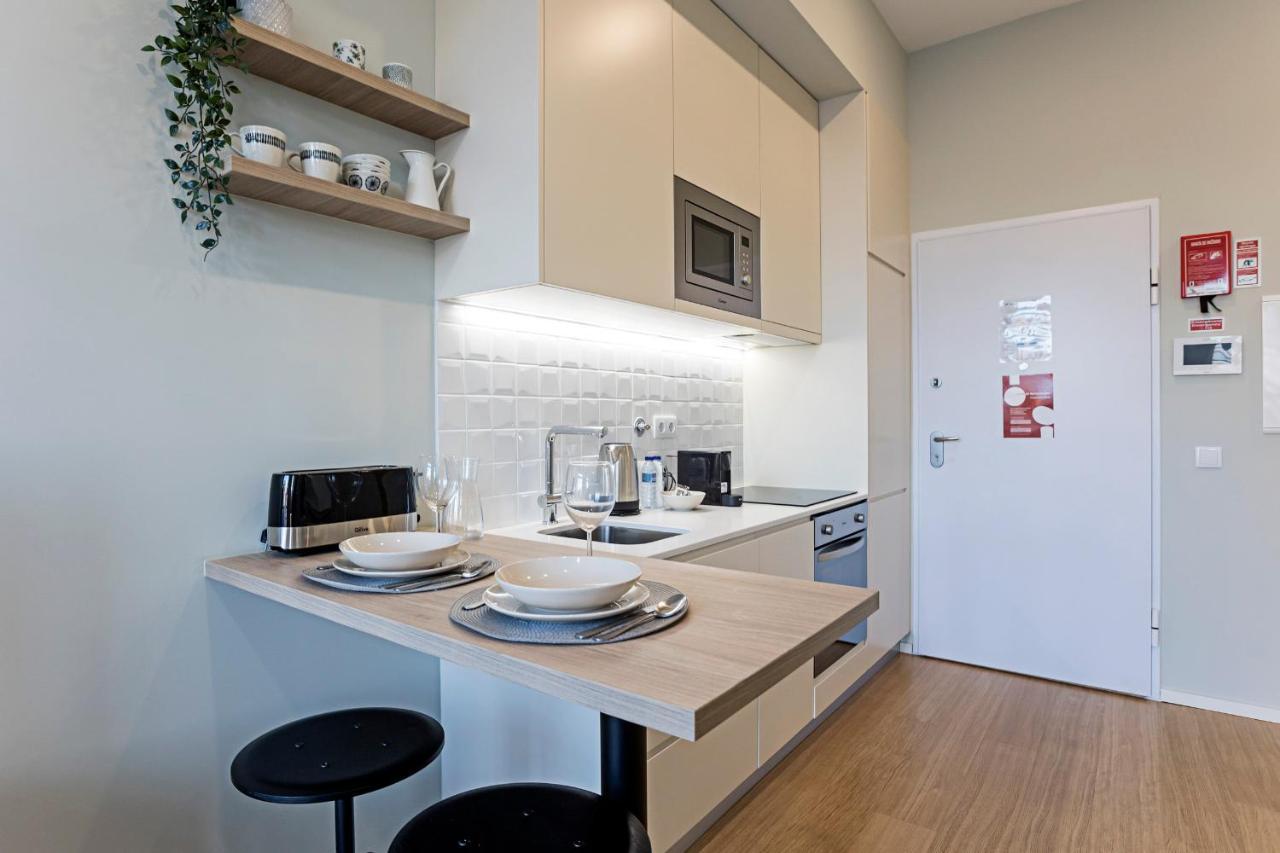 Apartment 31 Janeiro 157 - Delightful 1br Flat W/ Ac & Balcony By Lovelystay