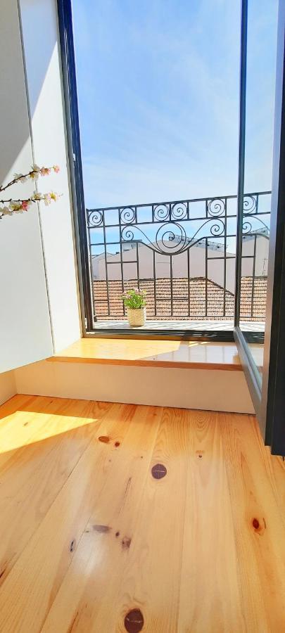 A Window To St. Helena Porto
