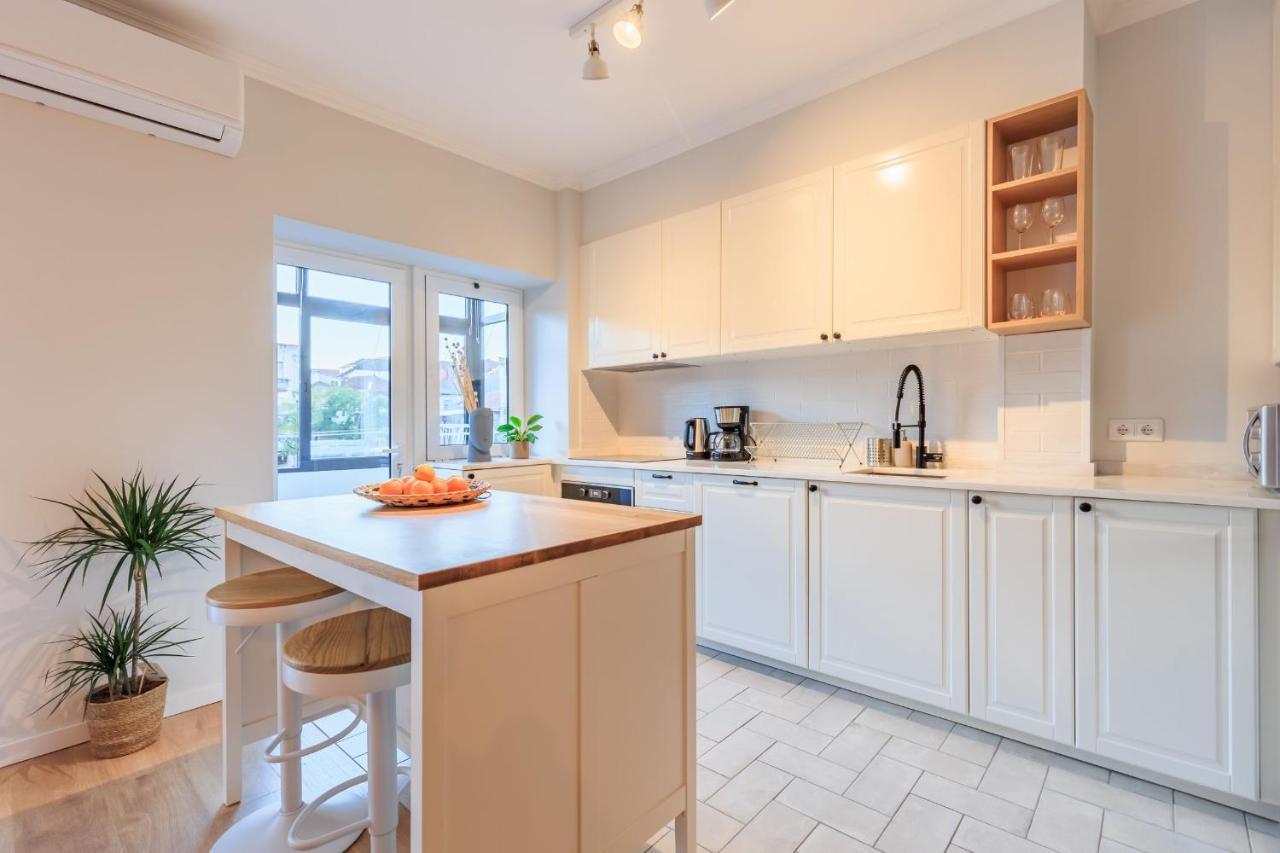Enjoy Bonfim 2br Renovated By Lovelystay Appartement *
