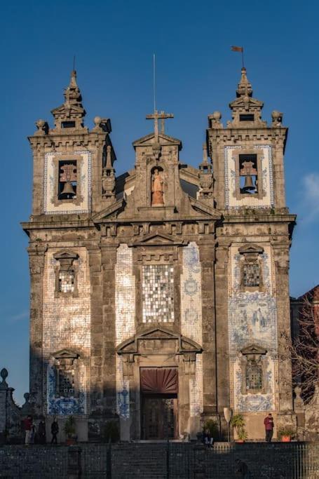 Unique And Lovely * Porto