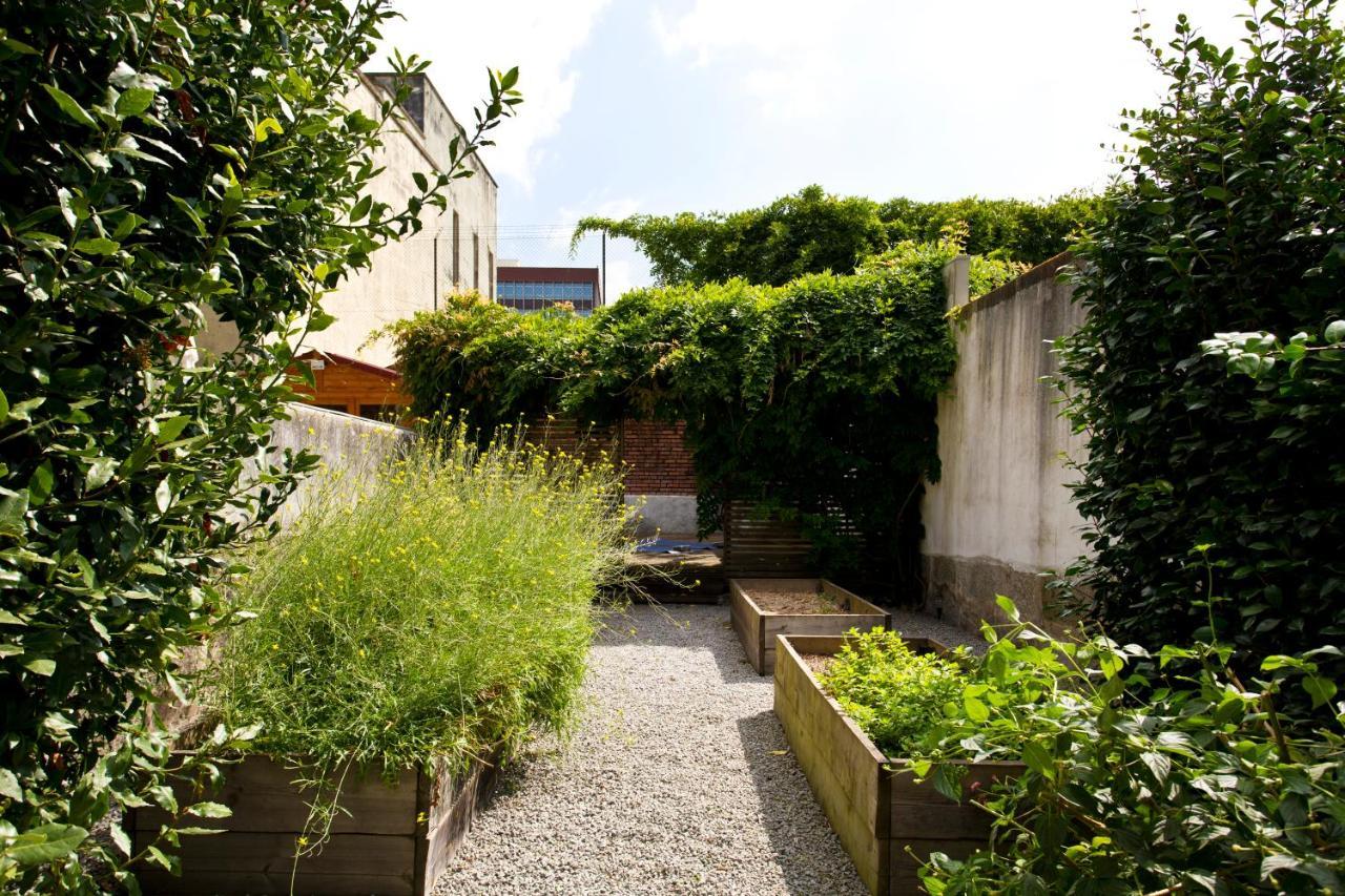 Boutique Rentals- Hidden Garden Porto's Downtown * Porto