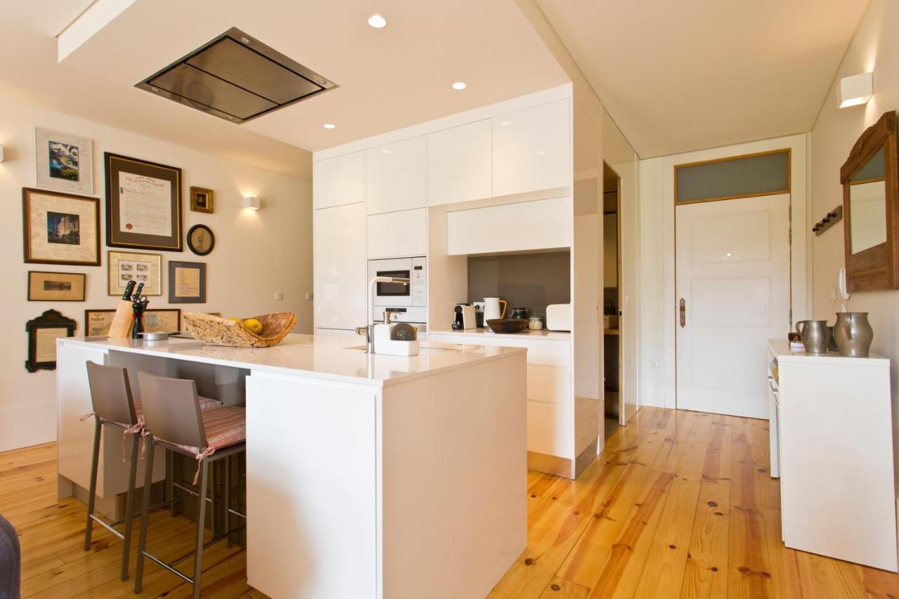Boutique Rentals- Hidden Garden Porto's Downtown Appartement Porto