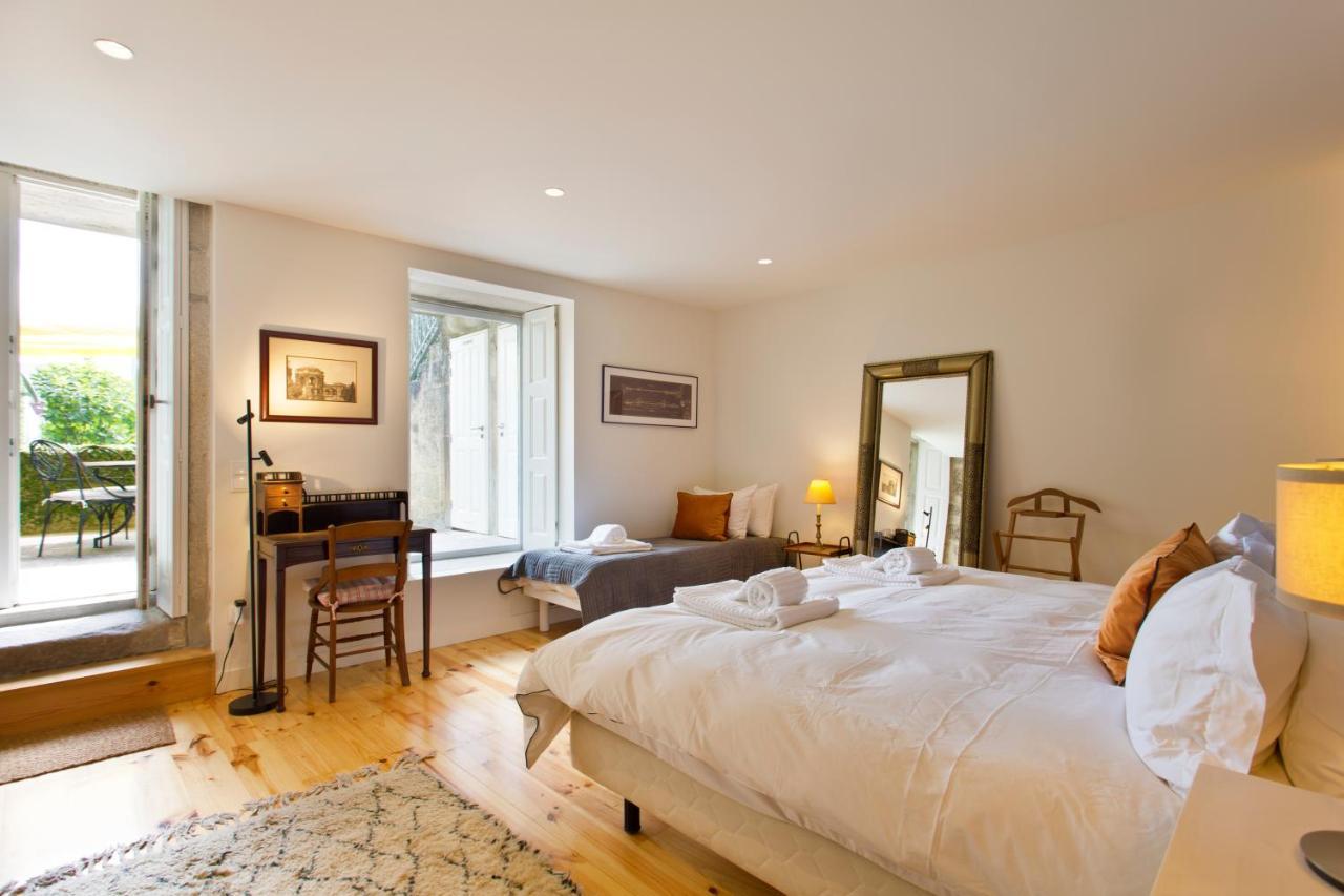 Appartement Boutique Rentals- Hidden Garden Porto's Downtown Porto