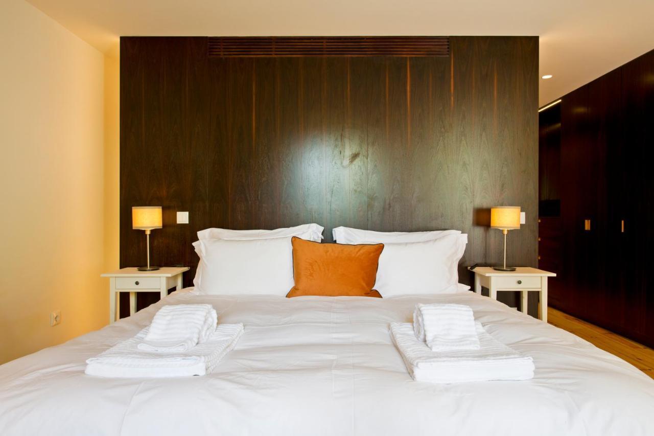 Boutique Rentals- Hidden Garden Porto's Downtown