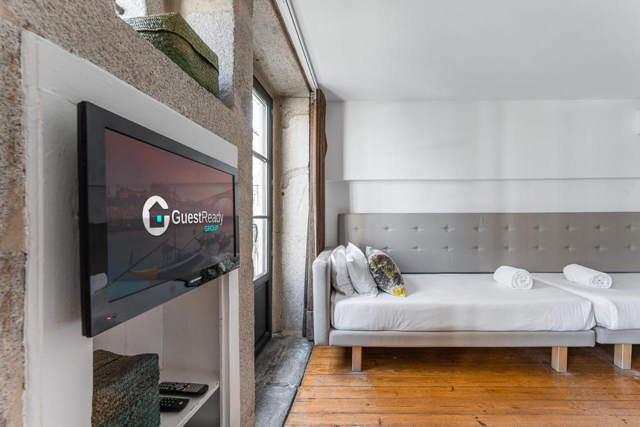 In Portugal - Ribeira Center - 3 *