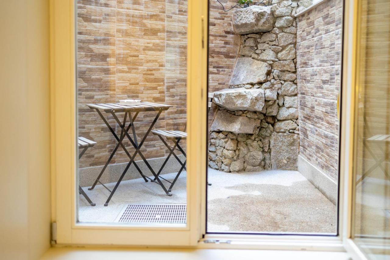 Terracotta Downtown Studio