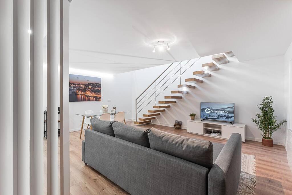 Apartment Guestready - Spotlight - Left