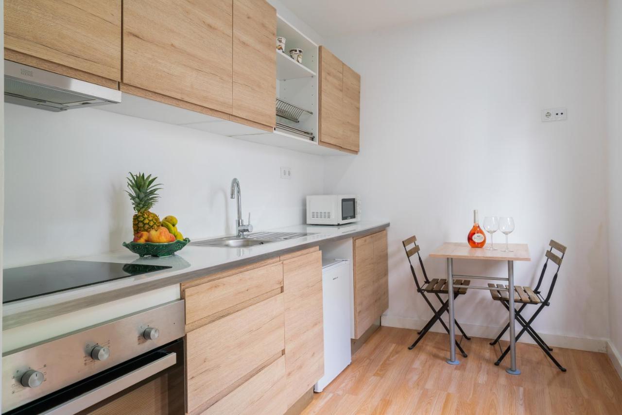 Apartment Calm Sunny House With Terrace Porto