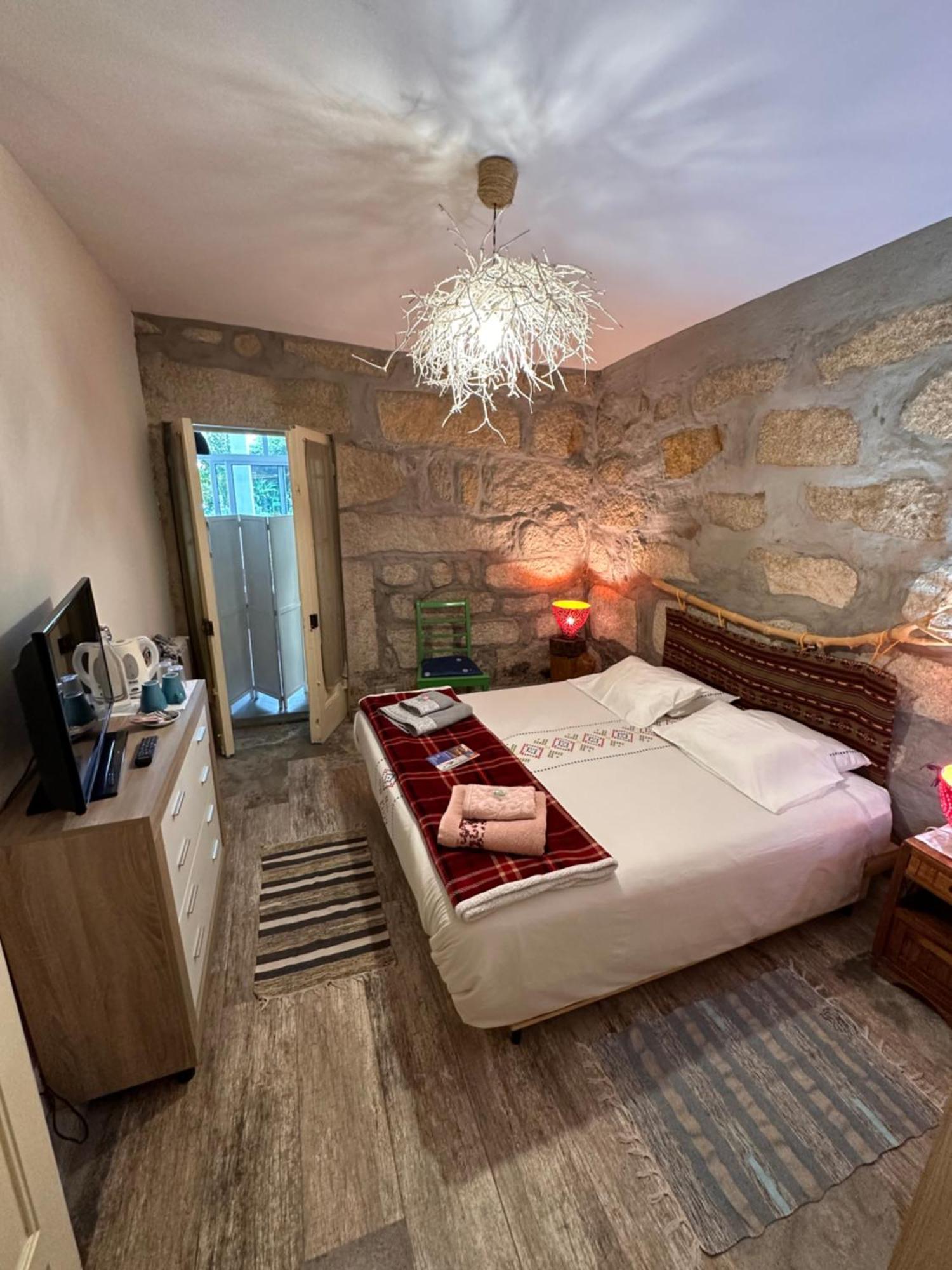 Homestay Chatnoirporto Lamaison