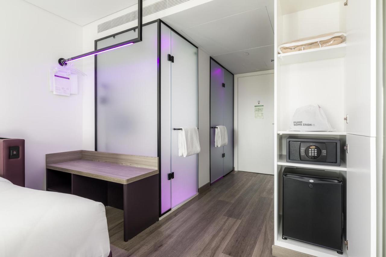 Yotel Hotel