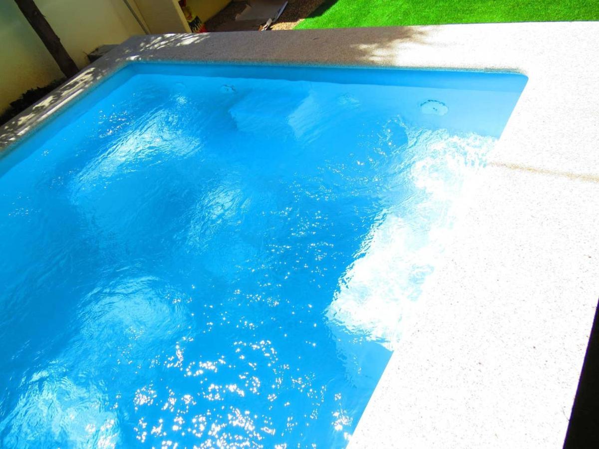 Villa Elegant In With Pool & Jacuzzi