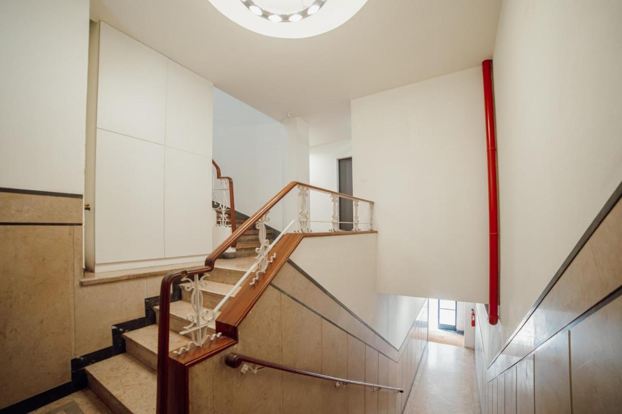 Rooftop Design By Homing Apartment *