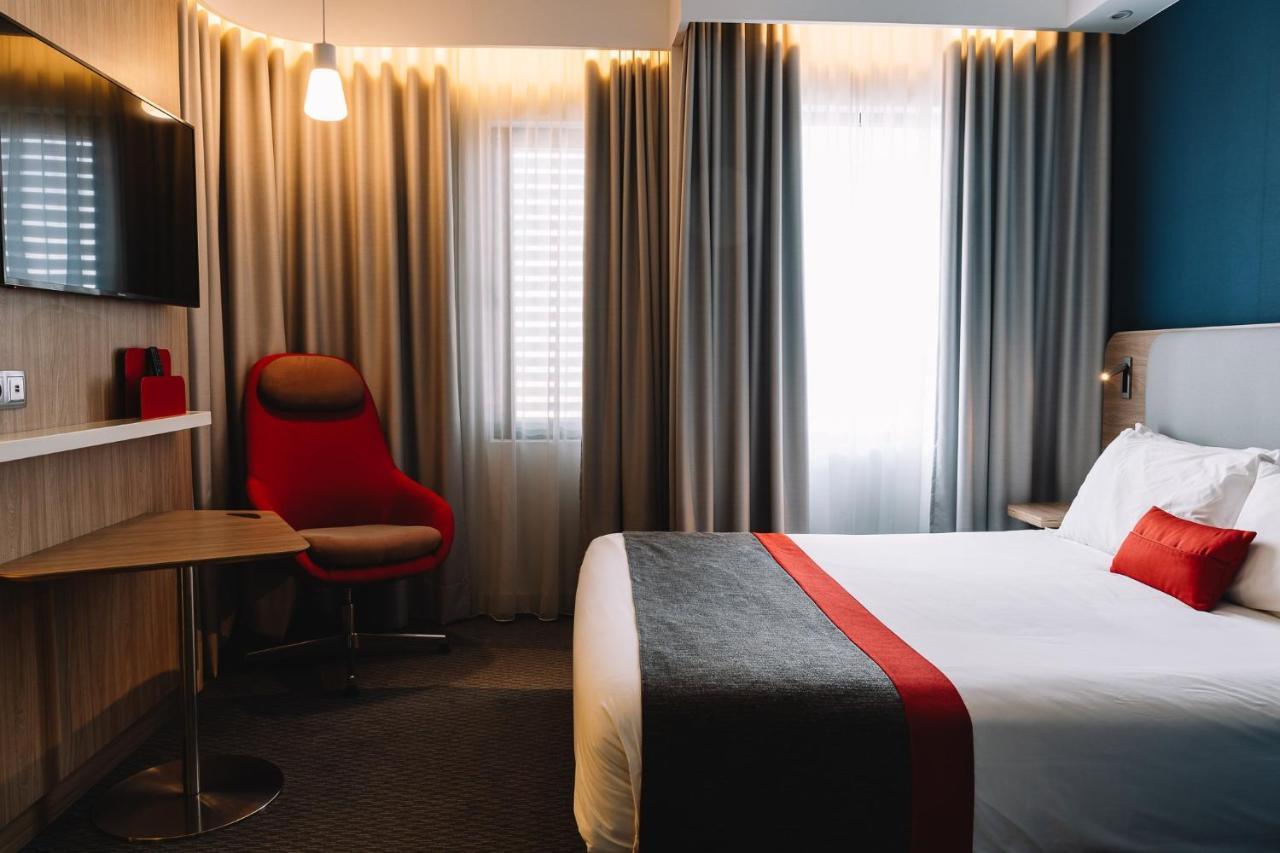 Hotel Express Centre By Ihg Porto