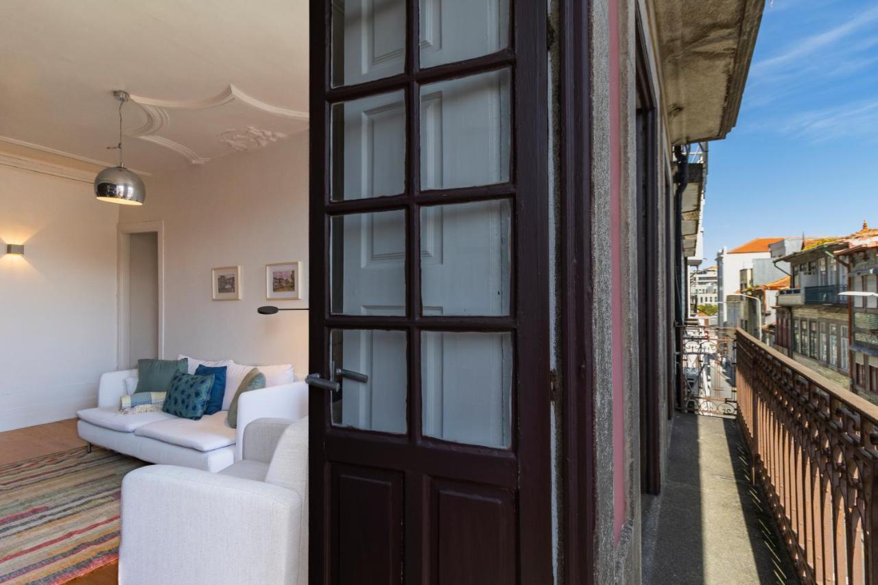 61 - Bright 2br W/ Balcony By Lovelystay Porto