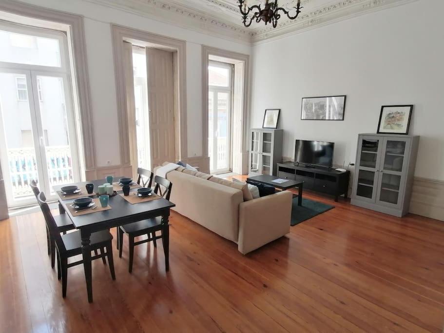 Alvares Cabral Apartamento D