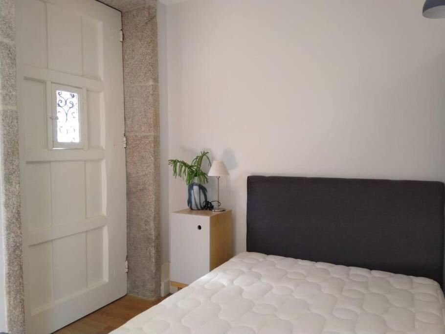 Guestready - Feels Like In Centre Of