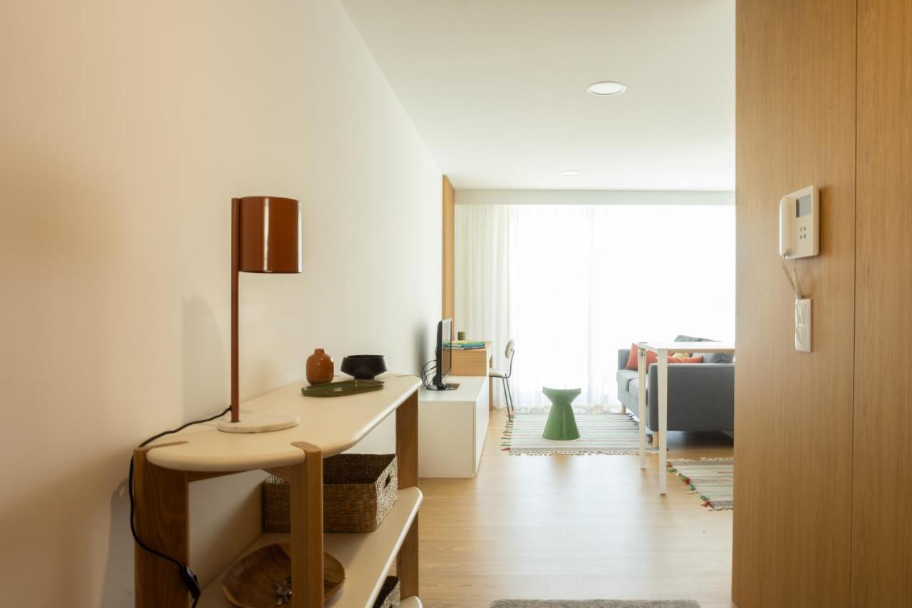 Apartment My Is Yours *