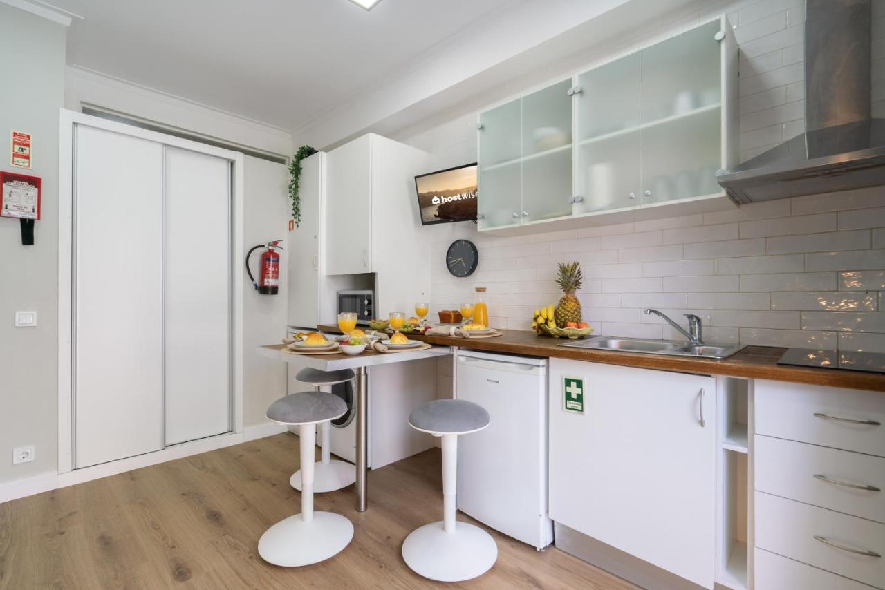 Host Wise - Modern Flats With Stunning Terrace Or Balcony - Location Porto