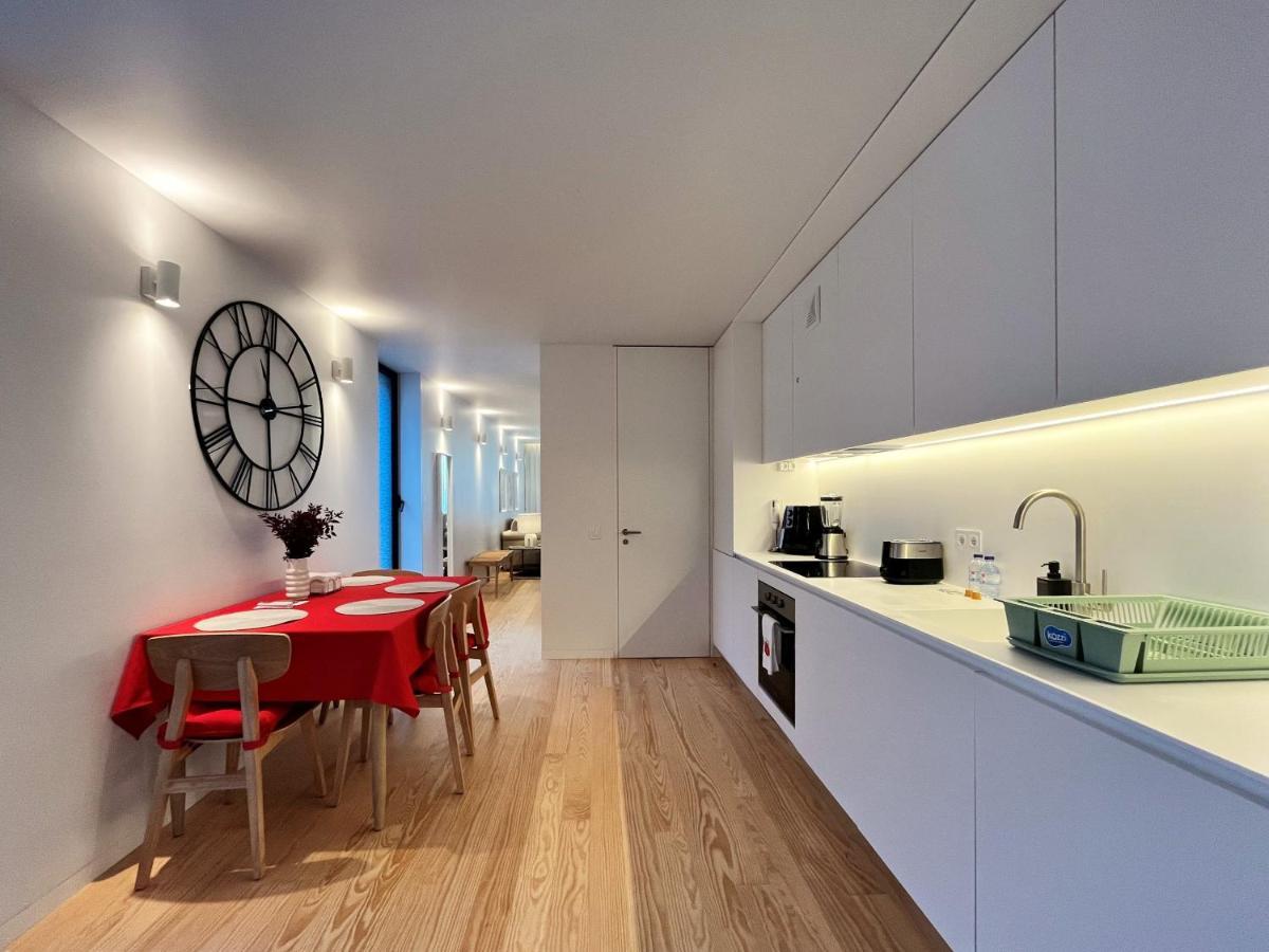 Nomads Lux - 2bdr Almada Private Holiday home
