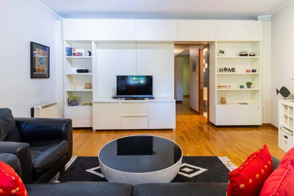 Appartement Casa Da Praca In The Center Of - Guestspa *