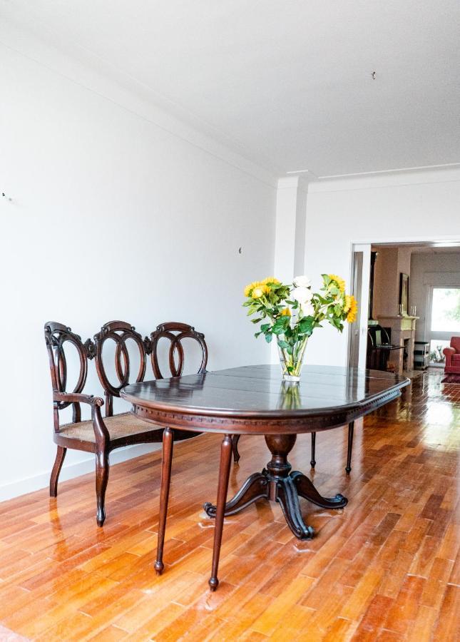 Bed & Breakfast Seaside Elegance And Tranquility: Your Luxurious Getaway *