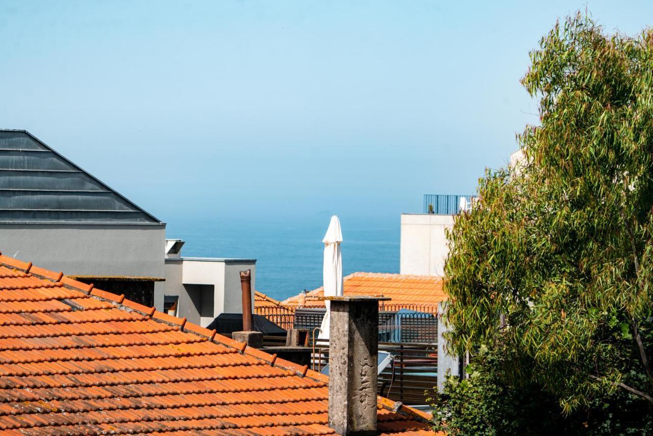 Seaside Elegance And Tranquility: Your Luxurious Getaway Bed & Breakfast Porto