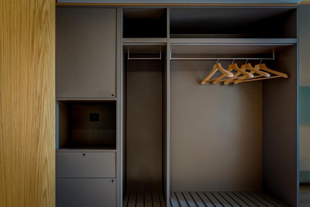Hotel Acta The Clover 4*