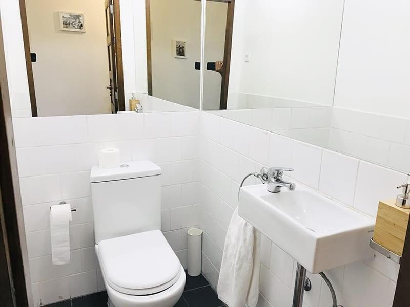 Guest house Com Varanda Proximo Ao Metro