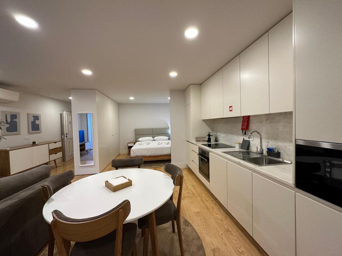 Sm Apartment *