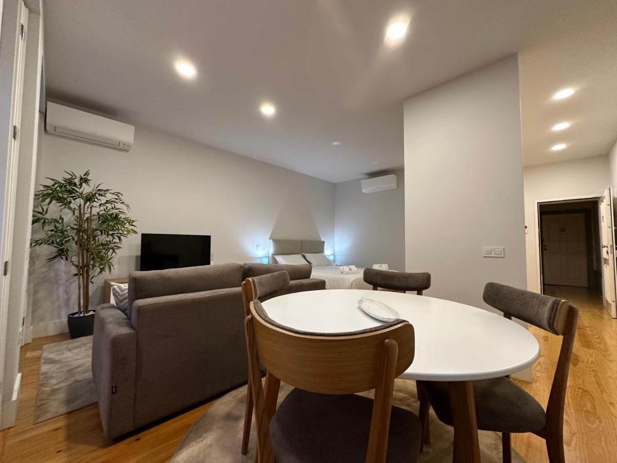 Sm Apartment *