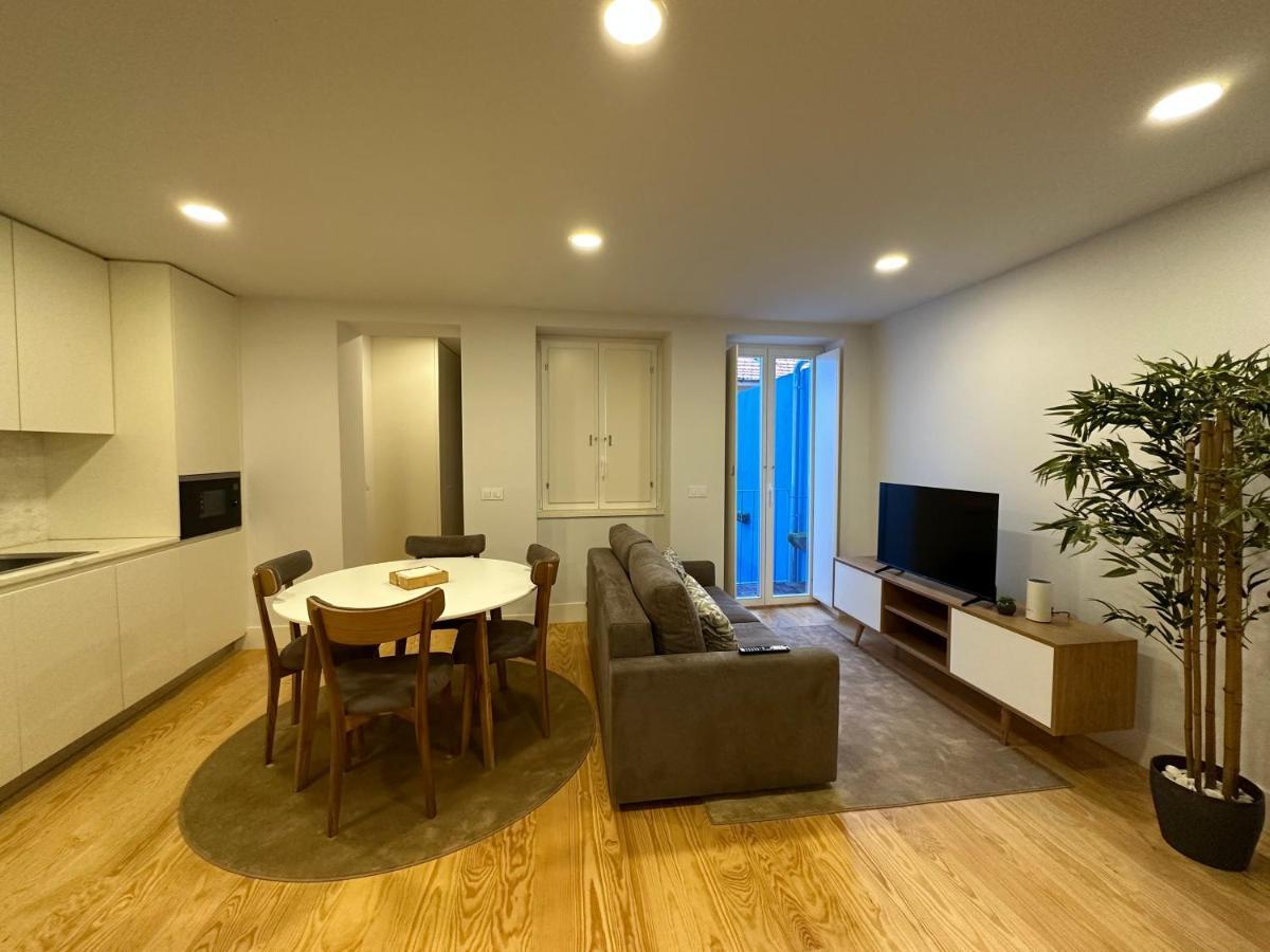 Sm Apartment *