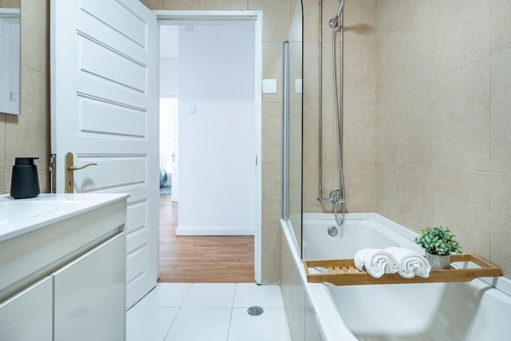 Apartment Oliveira Monteiro Flat Porto