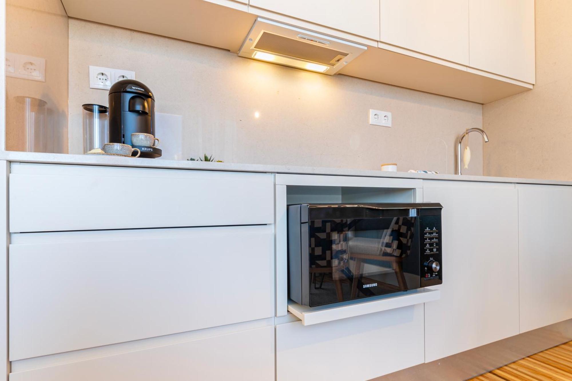 Stylish Poveiros Flat W Balcony By Lovelystay Appartement Porto
