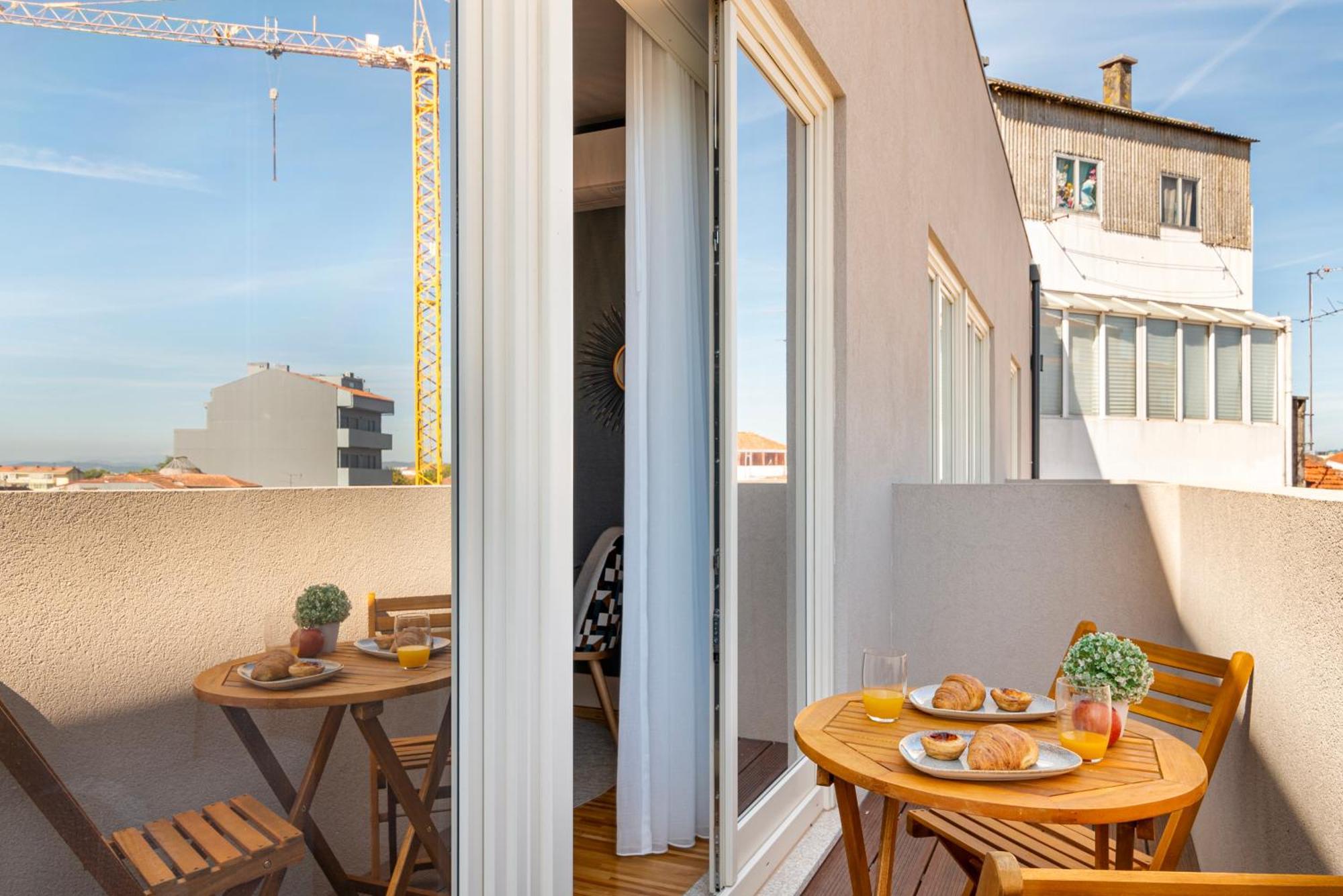 Stylish Poveiros Flat W Balcony By Lovelystay Porto