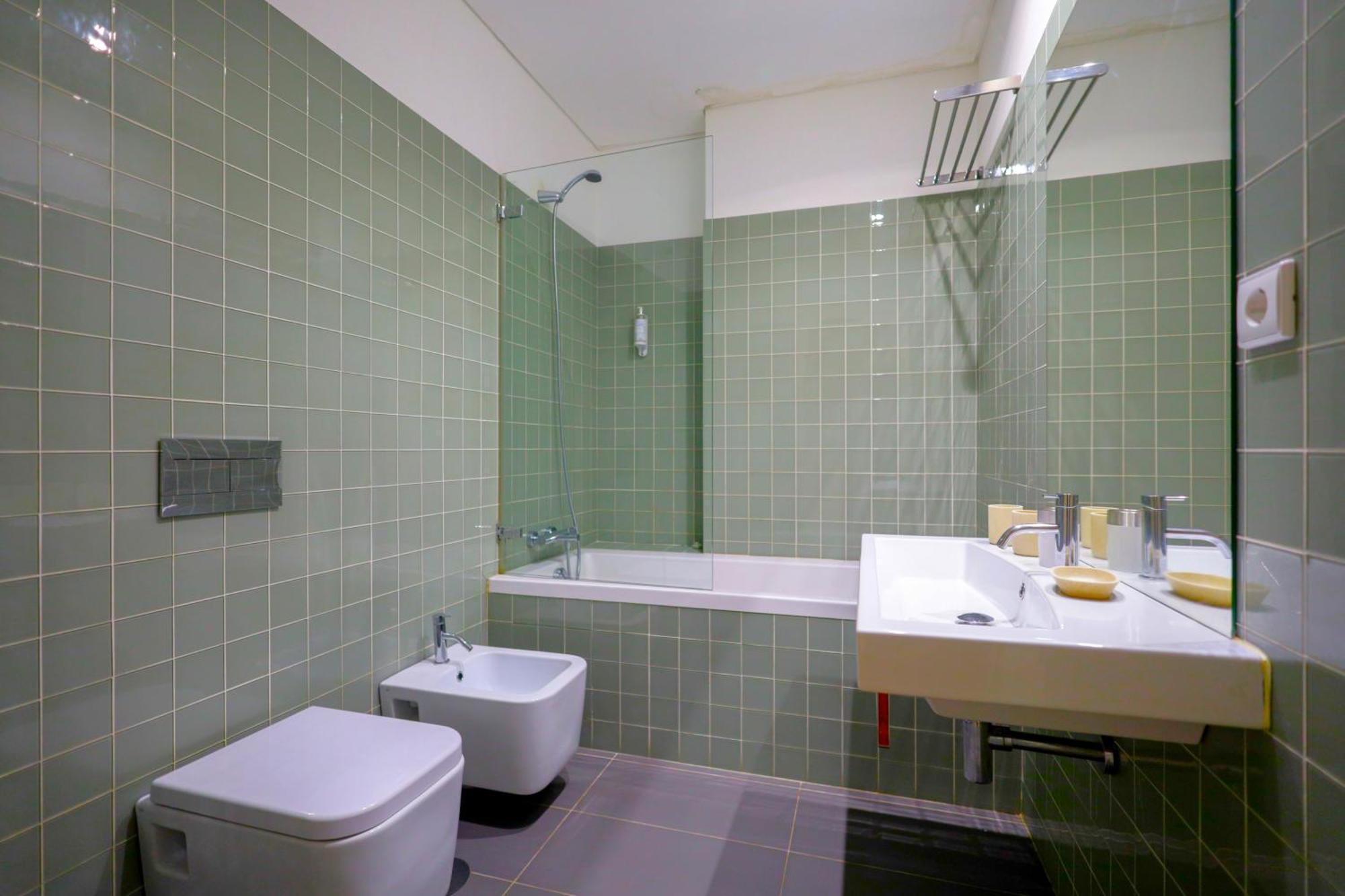 Cardosas Square Luxury By Hosts Apartment
