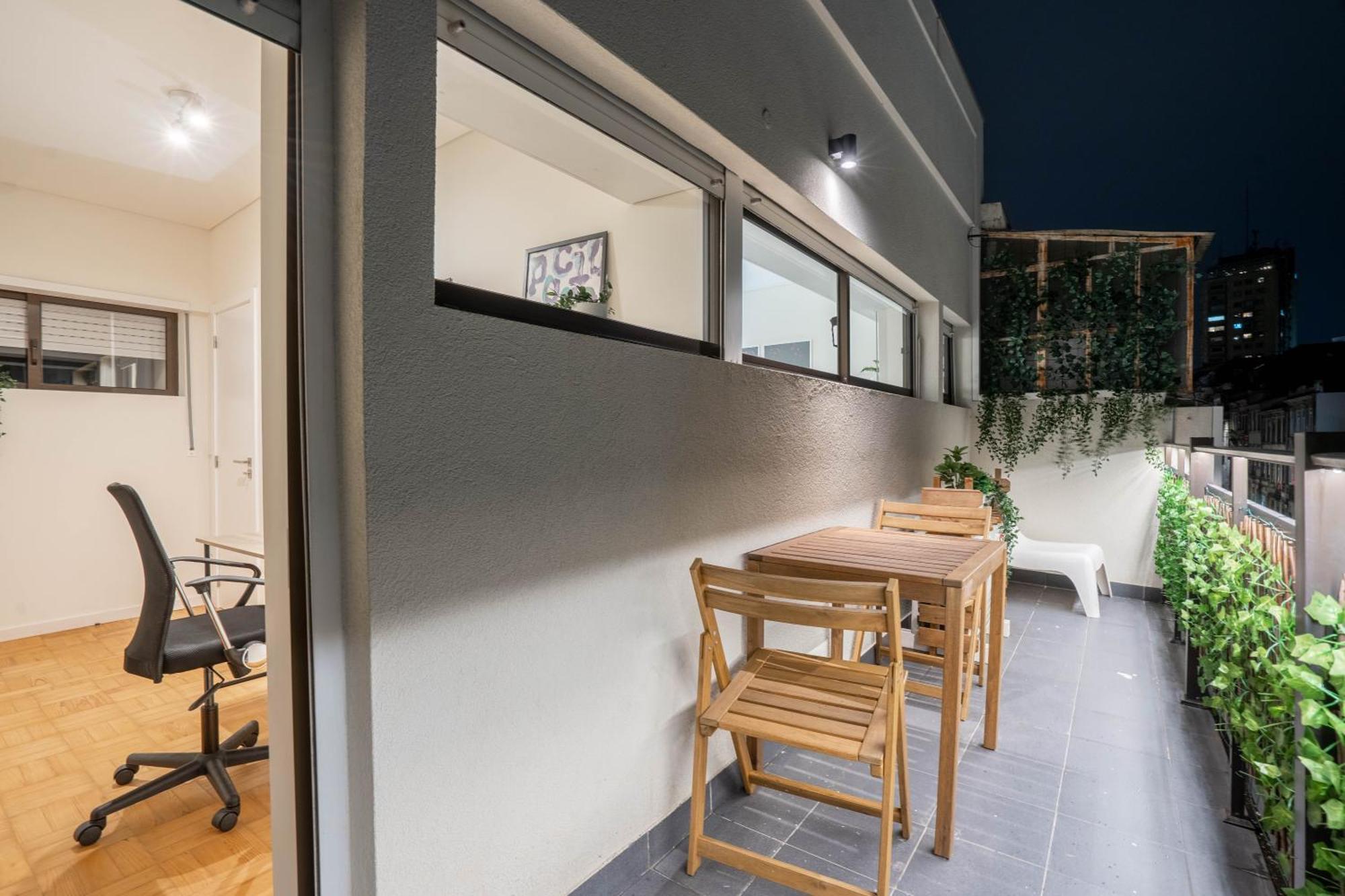 Heights By Lovelystay Apartment