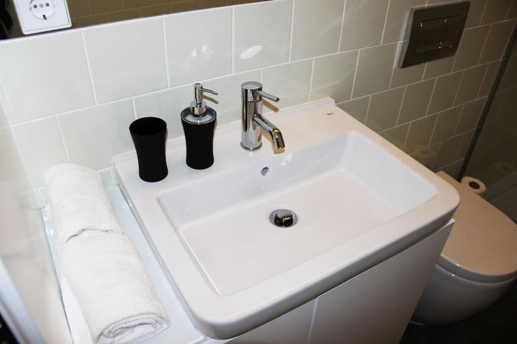Apartamento Flower 45 @ Rua Flores *