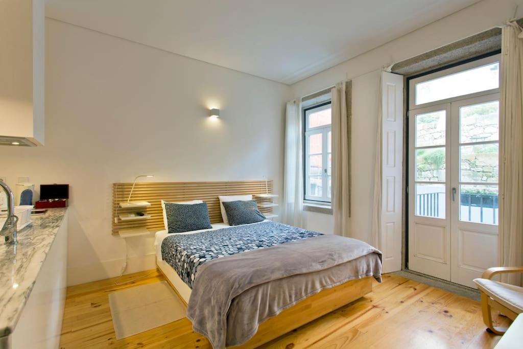 Apartamento Flower 45 @ Rua Flores Porto
