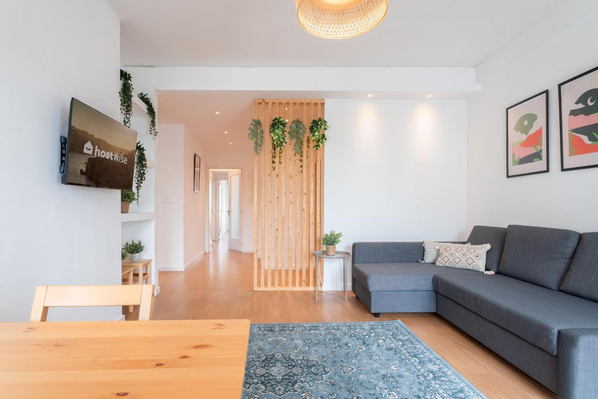 Host Wise - Spacious Modern Flat W Balcony Porto