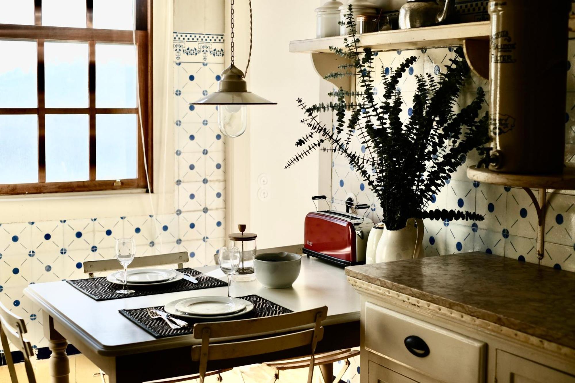 Casa Astoria - Centre Historical Building With Amazing River View Apartment