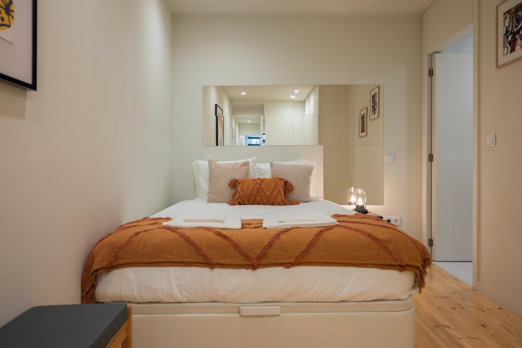 Cosy House Downtown With Swimming Pool And Ac Apartment Porto