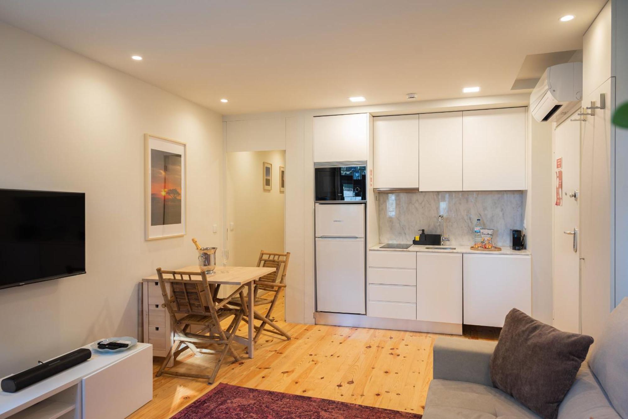 Cosy House Downtown With Swimming Pool And Ac *