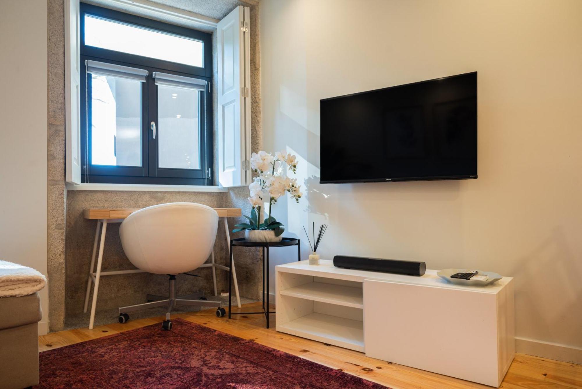 Cosy House Downtown With Swimming Pool And Ac * Porto