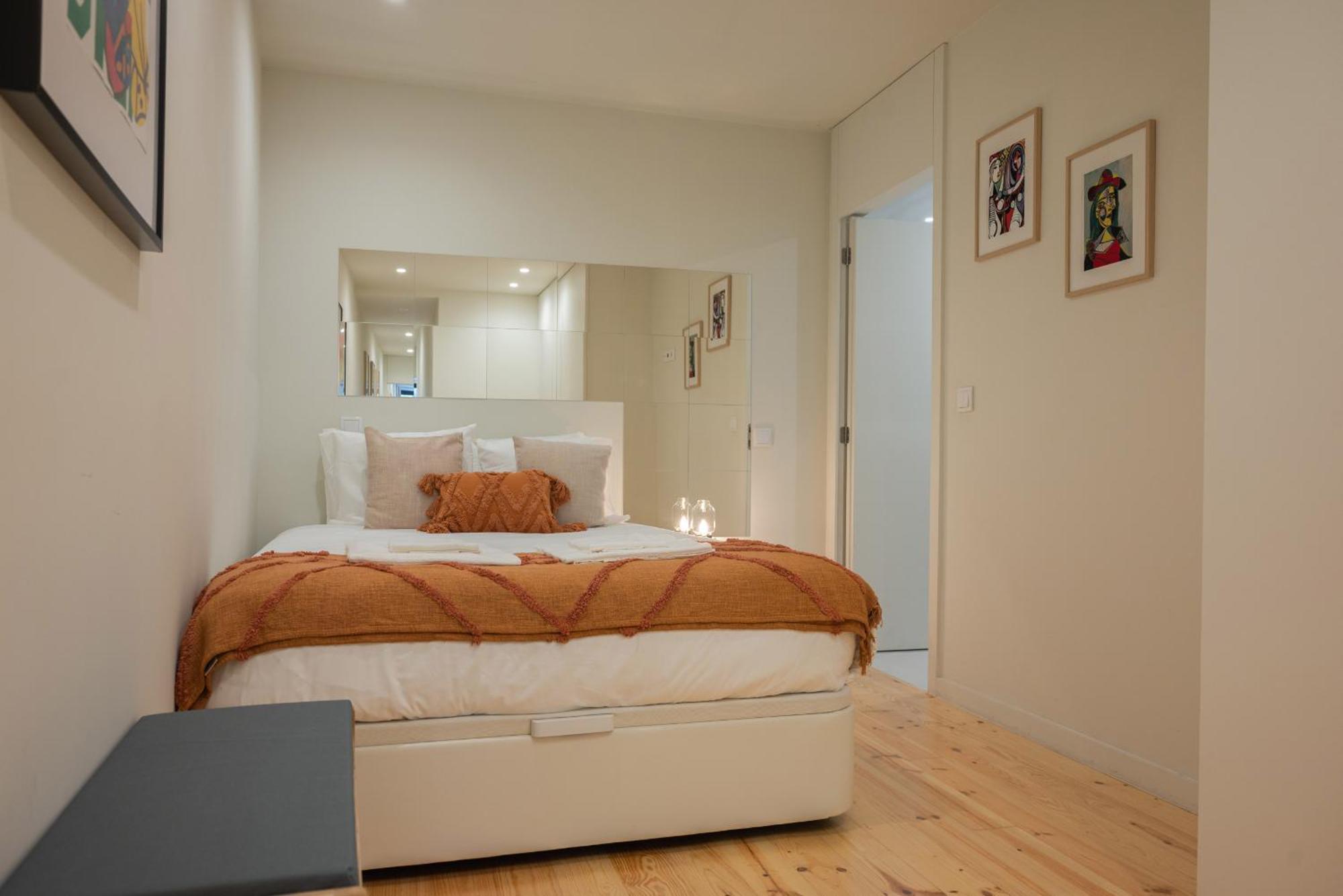 Cosy House Downtown With Swimming Pool And Ac Apartment Porto