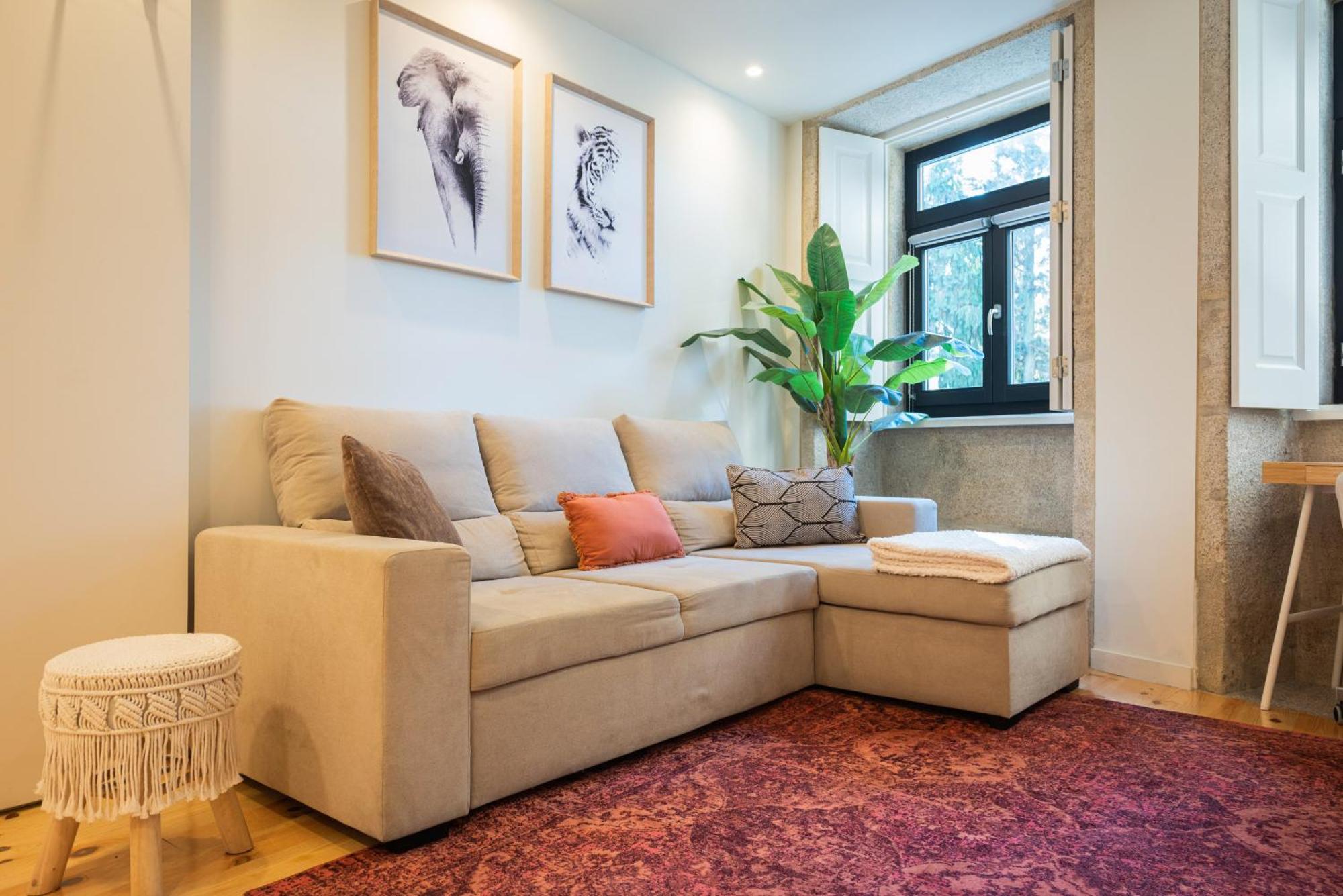 Cosy House Downtown With Swimming Pool And Ac Apartment